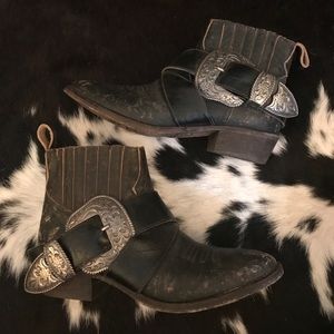 Understated Leather x Matisse Bitchin Biker Boots